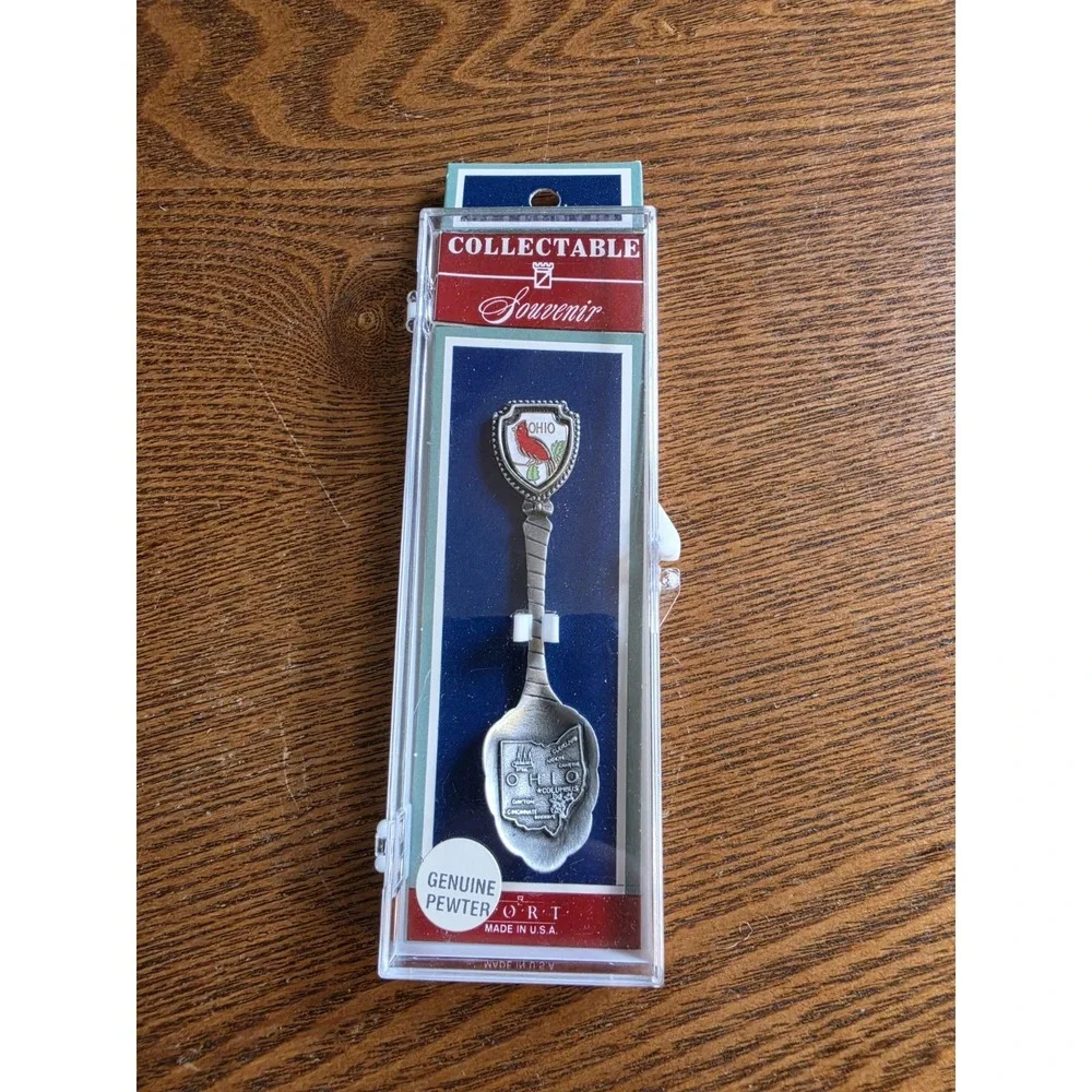 Lot Of 12 Souvenir Collector Spoons Travel States International Mixed‎ Metals